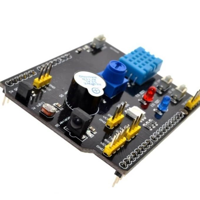 A Placa Shield Multifunções com Sensores e I/Os é totalmente compatível com o Arduino UNO R3, é uma excelente opção para aprendizagem.