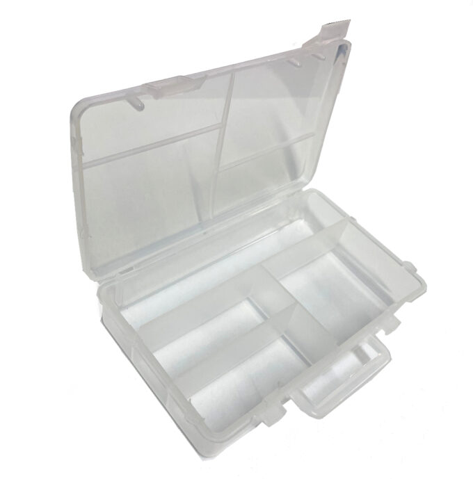 A Maleta organizadora 106 - 12,5 x 7,5 x 2,9 cm possui 4 divisórias fixas, ideal para organizar seus componentes eletrônicos ou o material que desejar.