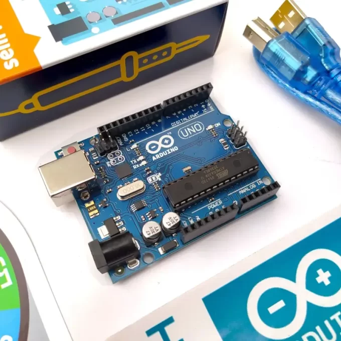 Arduino Uno R3 com Brindes